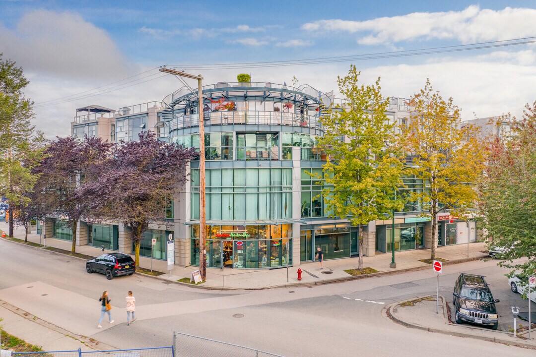 The Galleria in Vancouver, BC - Building Photo