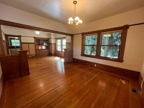 219 24th St in Sacramento, CA - Building Photo - Building Photo