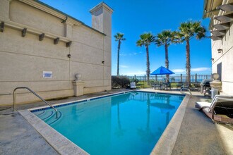 916 Sealane Dr-Unit -ID1248653P in Encinitas, CA - Foto de edificio - Building Photo