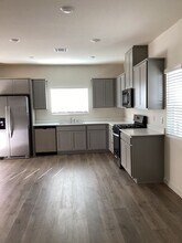 872 Orchard Rock Dr in Reno, NV - Building Photo - Building Photo