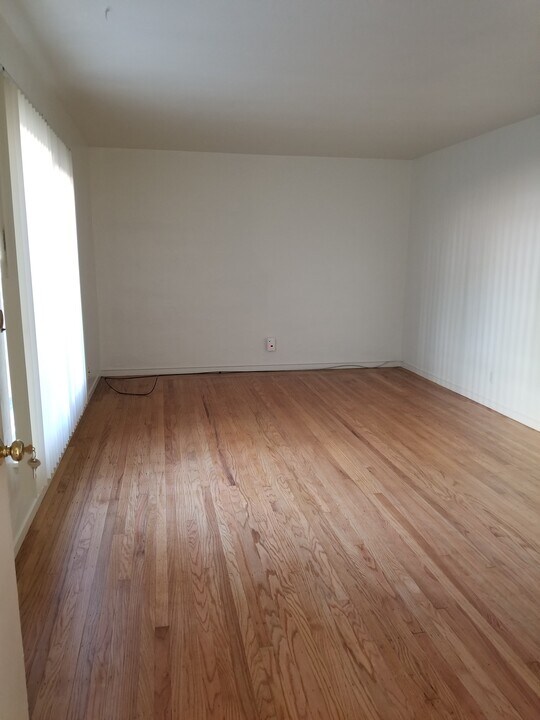 1807 Martin Luther King Jr Way, Unit #C in Berkeley, CA - Building Photo