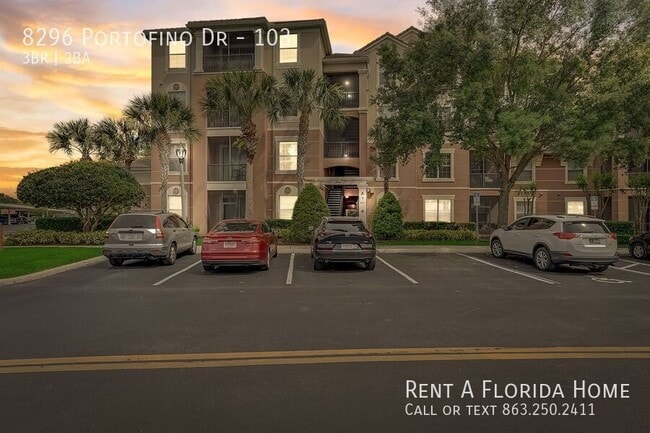 8296 Portofino Dr in Davenport, FL - Building Photo - Building Photo