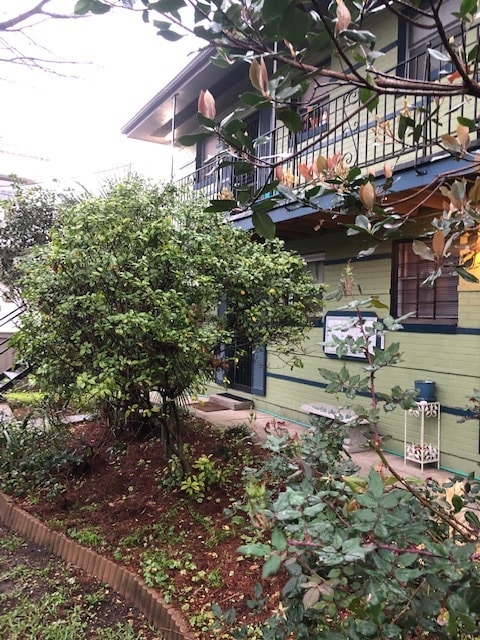 2500 Dauphine St, Unit 4