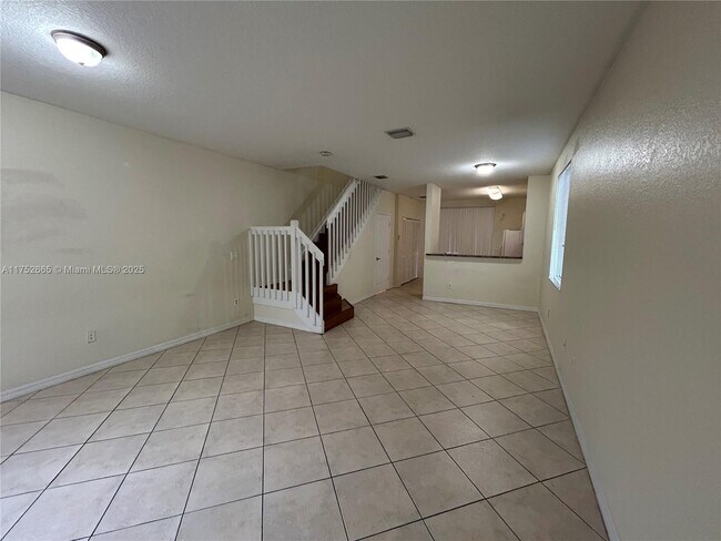 1924 Alamanda Way in Riviera Beach, FL - Building Photo - Building Photo