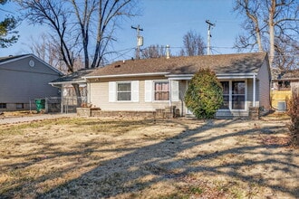 36 Jamestown Dr in St. Peters, MO - Building Photo - Building Photo