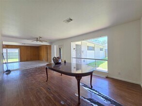 8211 Leader St in Houston, TX - Building Photo - Building Photo