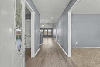 2826 Wood Hollow Dr in League City, TX - Building Photo - Building Photo
