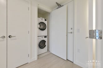 13675-1107A 107A Ave in Surrey, BC - Building Photo - Building Photo