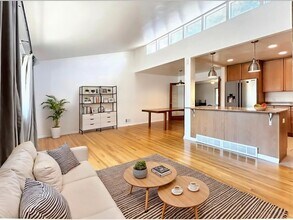 13121 E 31st Ave in Aurora, CO - Building Photo - Building Photo