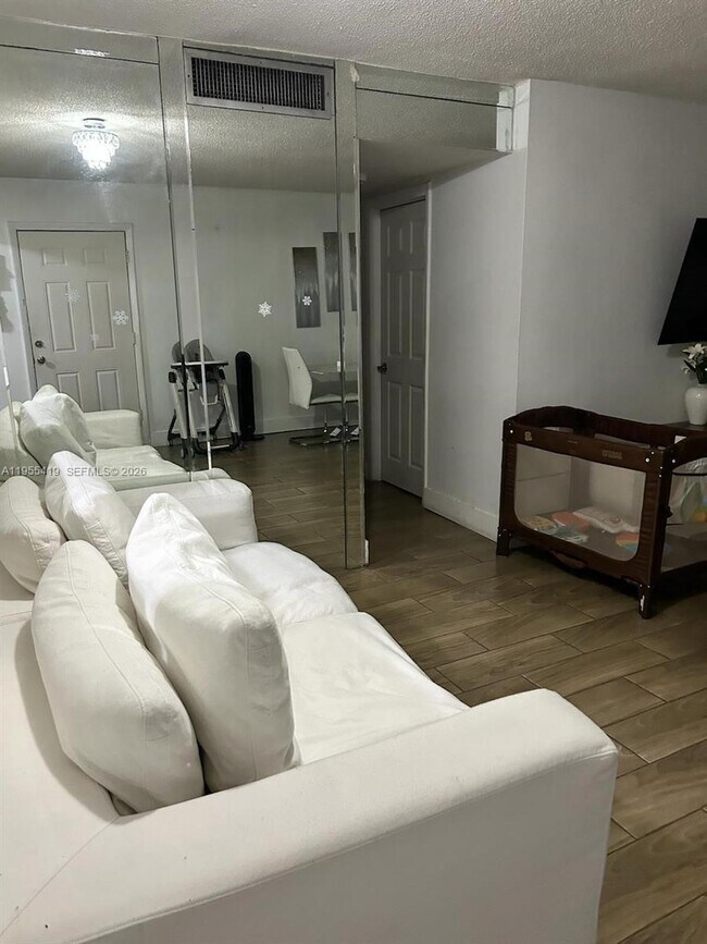 property at 1560 W 46th St