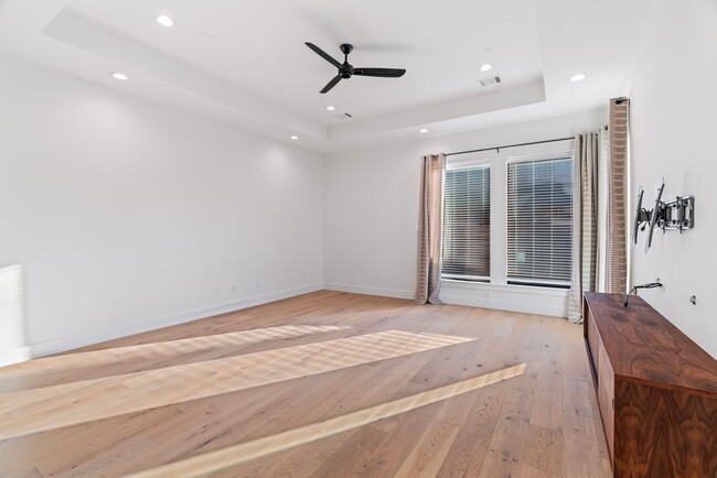 property at 3802 Commerce St