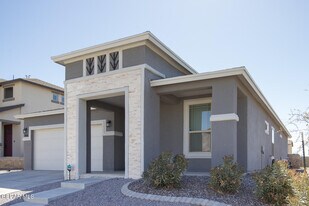 7416 Eagle Vista Dr in El Paso, TX - Building Photo