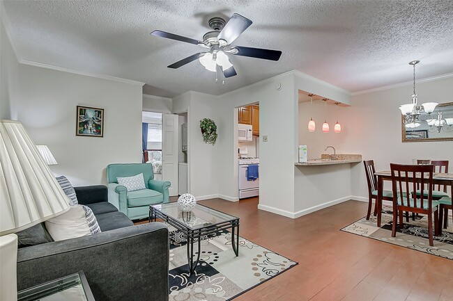 property at 4727 W Alabama St