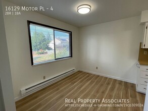 16129 Motor Pl in Lynnwood, WA - Building Photo - Building Photo