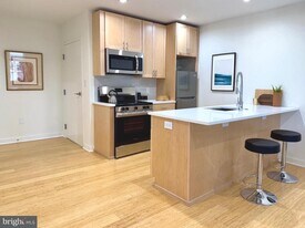 1302 S 18th St in Philadelphia, PA - Building Photo