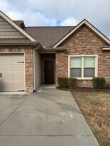 44 Sunset Cove Dr in Rossville, GA - Building Photo