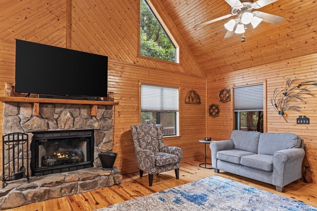 4050 Henson Rd in Blairsville, GA - Building Photo - Building Photo