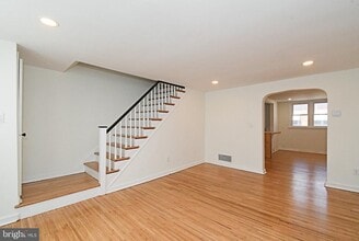 2219 Ardmore Ave in Drexel Hill, PA - Building Photo - Building Photo