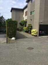 Bitter Lake Apartments in Seattle, WA - Building Photo - Building Photo