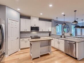 7601 Rio Pass in Austin, TX - Building Photo - Building Photo