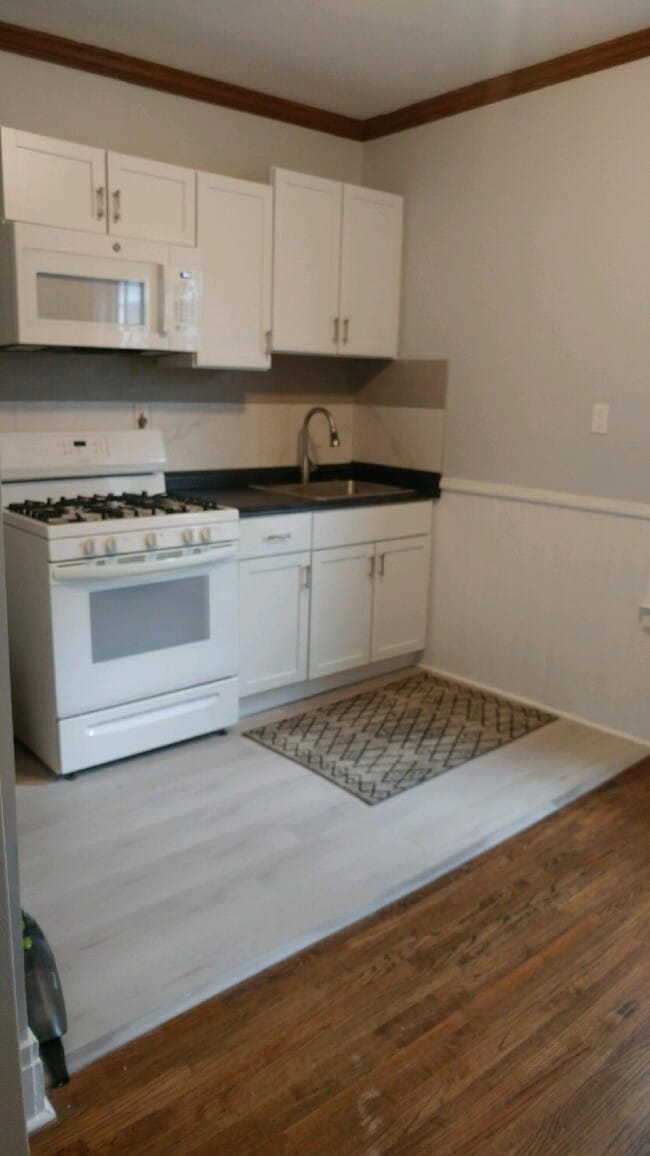 734 Auburn Ave, Unit 1000