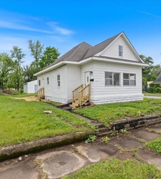 2101 Buckeye St in Terre Haute, IN - Building Photo - Building Photo