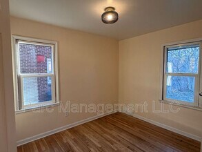 16121 W Parkway St in Detroit, MI - Foto de edificio - Building Photo