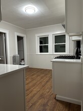99 Wellsmere Rd, Unit First Floor in Boston, MA - Building Photo - Building Photo