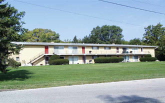 6803 S Il Route 31 Apartments