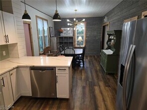 202 Meek Ave in Byesville, OH - Building Photo - Building Photo