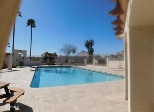19814 N 48th Ln in Glendale, AZ - Foto de edificio - Building Photo