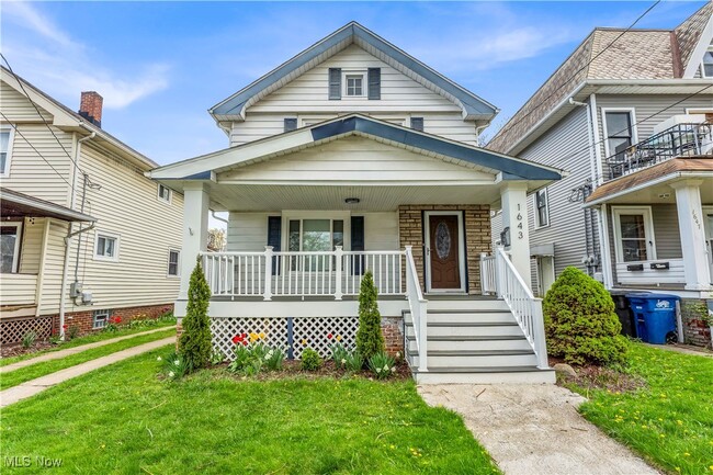 property at 1643 Wyandotte Ave