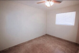 320 S Allen in Mesa, AZ - Foto de edificio - Building Photo