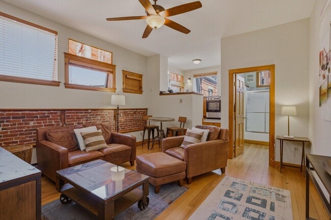 5 Commercial Alley in Portsmouth, NH - Building Photo - Building Photo