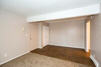 Mission Manor Apartments photo'