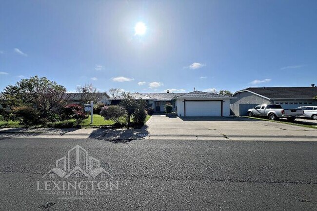property at 10522 Coloma Rd