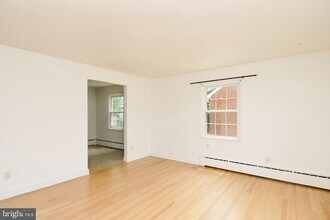 6700 Livingston Rd in Oxon Hill, MD - Building Photo - Building Photo