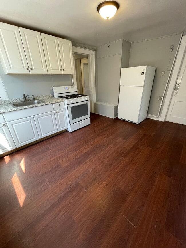 11 Dorman St in New Haven, CT - Building Photo - Building Photo