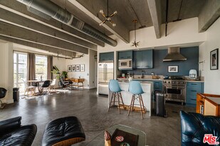 4141 Glencoe Ave in Los Angeles, CA - Building Photo