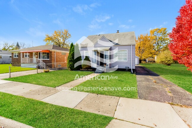 24553 Flower Ave in Eastpointe, MI - Building Photo - Building Photo