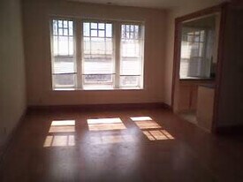 5795 Pershing Ave in St. Louis, MO - Building Photo