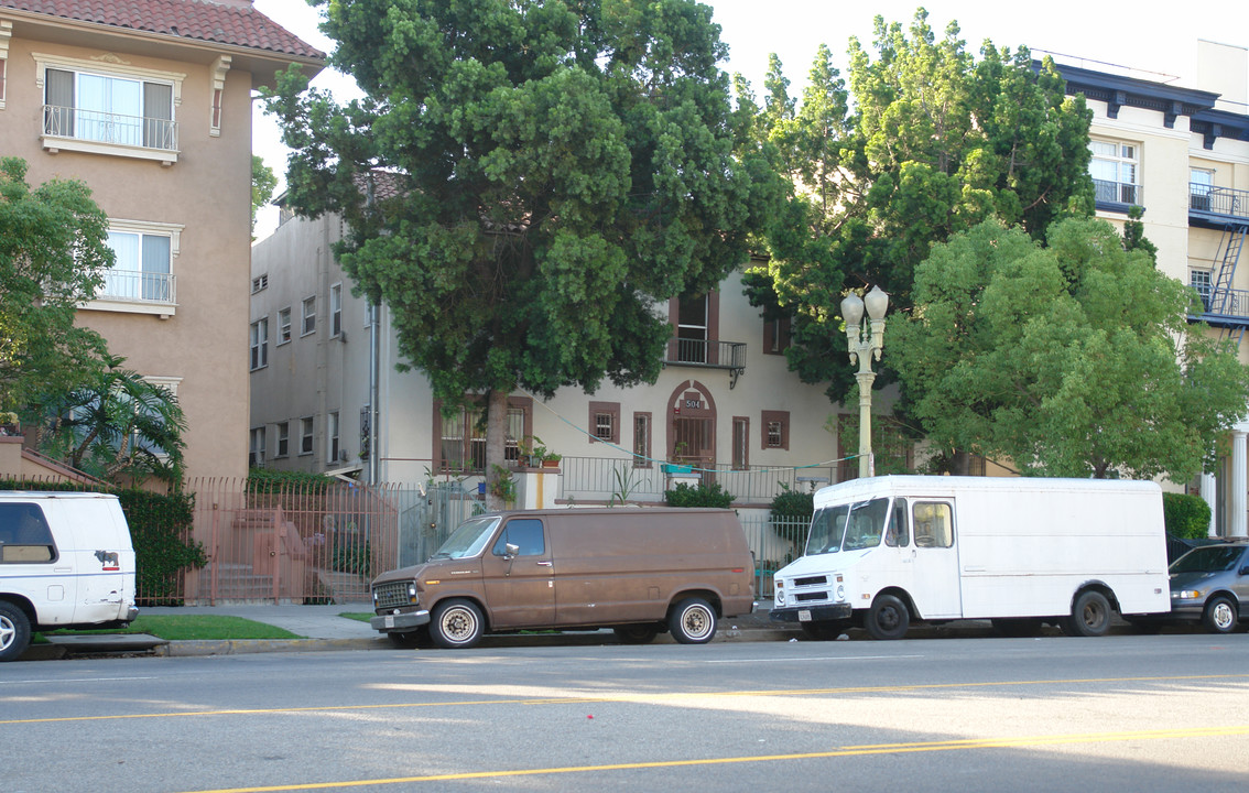 Rampart Apartment in Los Angeles, CA - Building Photo