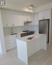 9000 Jane St in Vaughan, ON - Building Photo - Building Photo