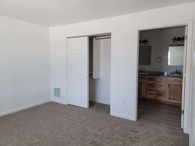 914 Concerto Lane in Cheyenne, WY - Building Photo - Building Photo