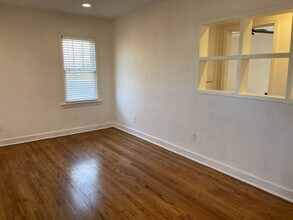 2312 NW 33rd St in Oklahoma City, OK - Building Photo - Building Photo