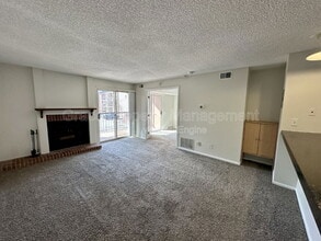 4899 S Dudley St in Littleton, CO - Foto de edificio - Building Photo