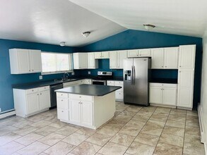 3381 S 1000 W in Syracuse, UT - Building Photo - Building Photo
