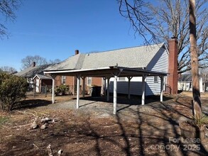 311 W 22nd St, Unit 2202 in Kannapolis, NC - Building Photo - Building Photo