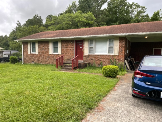 property at 5611 Stantonsburg Rd