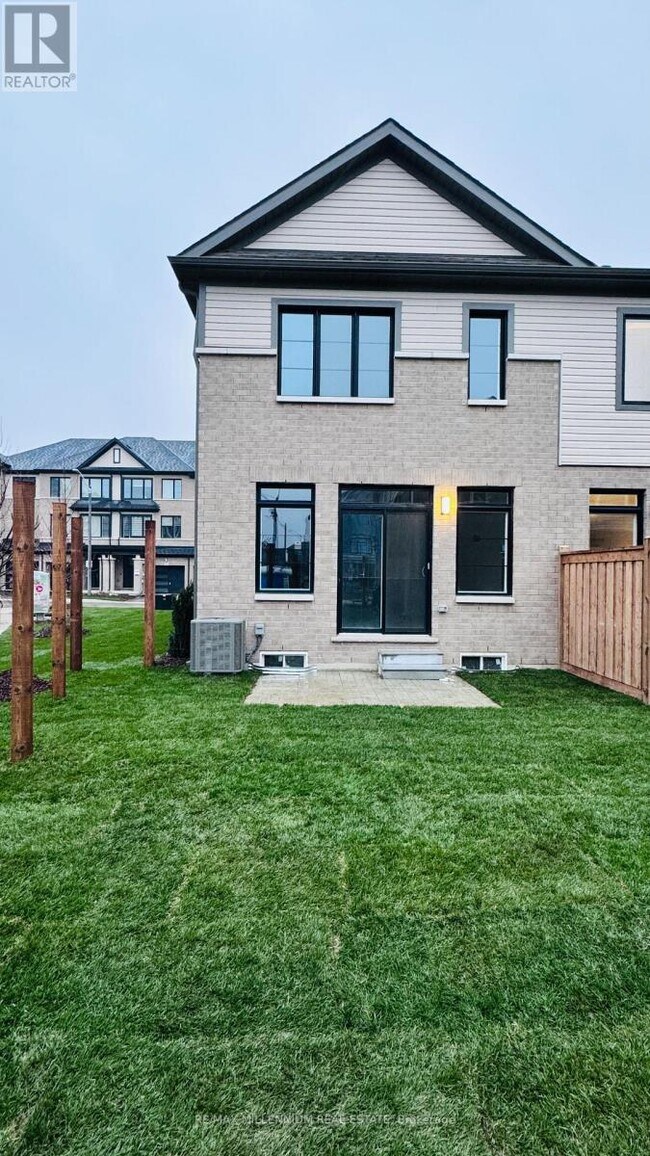 474 Provident Wy in Hamilton, ON - Building Photo - Building Photo